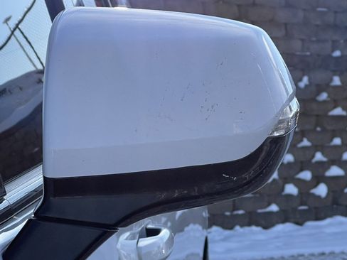 Used 2023 GMC Yukon XL AT4 image 40