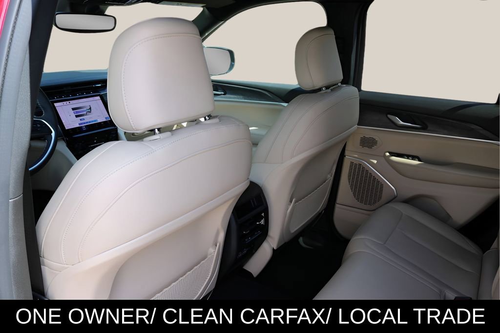Used 2023 Jeep Grand Cherokee Limited RWD image 15