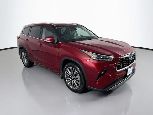 Used 2022 Toyota Highlander Platinum AWD/4WD image 7