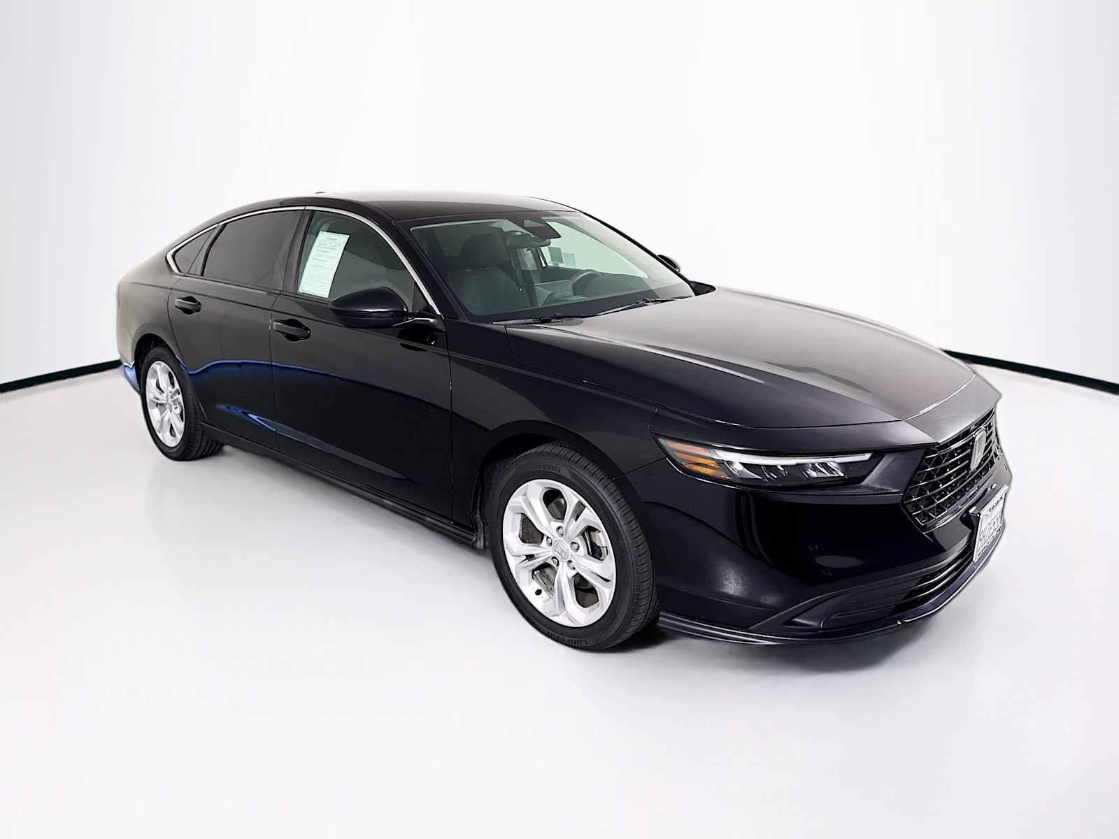 Certified 2023 Honda Accord LX image 1