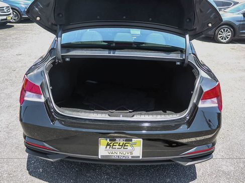 Certified 2023 Hyundai Elantra SEL w/ Convenience Package FWD image 35