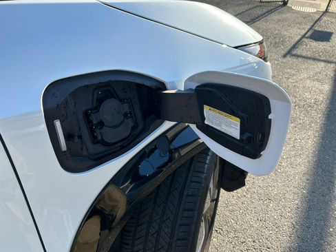 Used 2023 Nissan Ariya FWD image 74