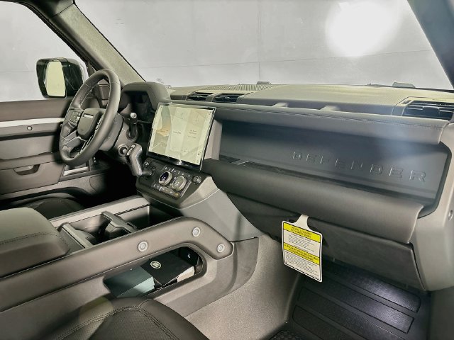 New 2026 Land Rover Defender 110 S AWD/4WD image 27