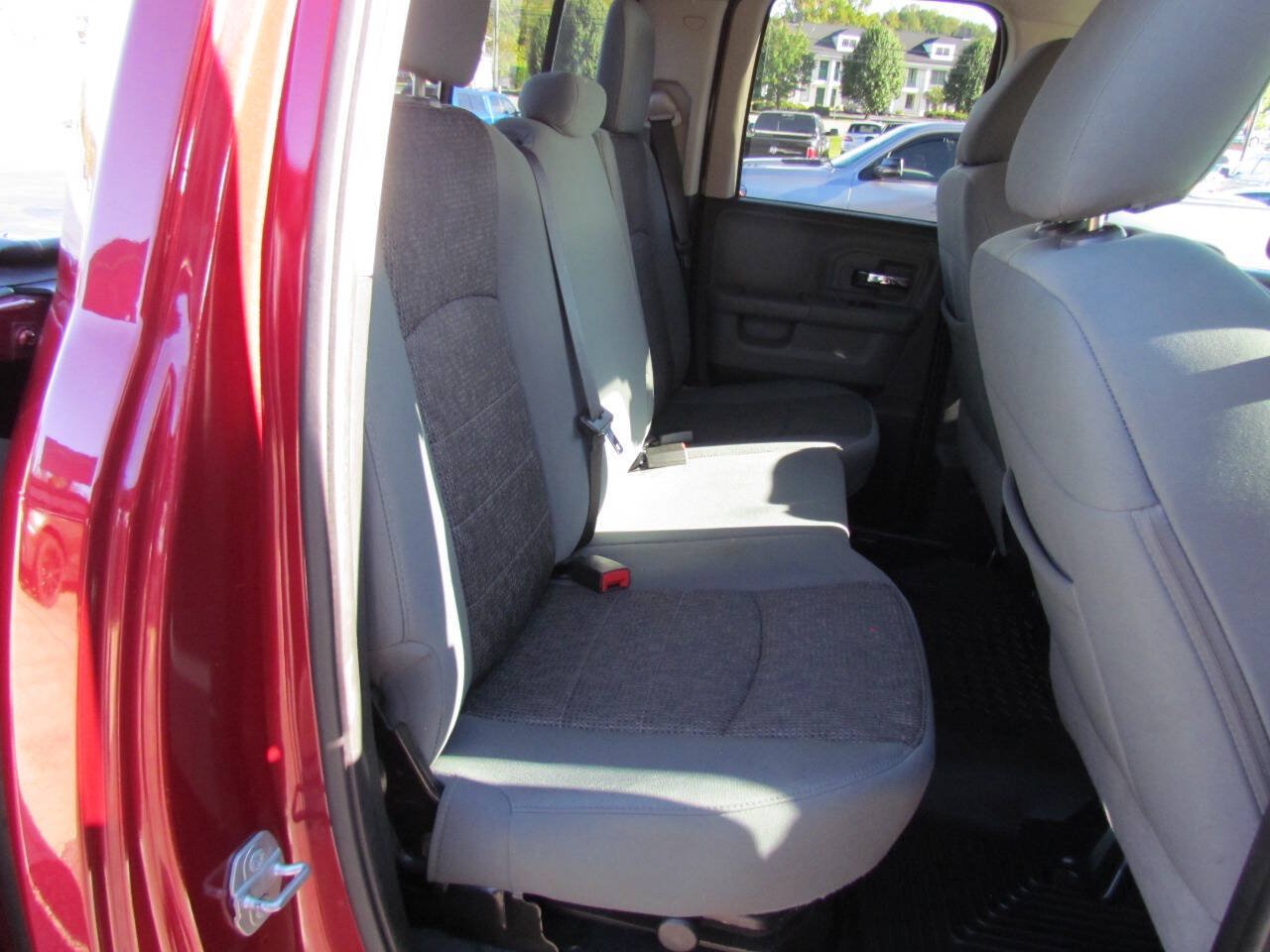 Used 2015 RAM 1500 Big Horn AWD/4WD image 14