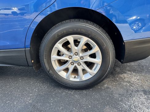 Used 2019 Chevrolet Equinox LT FWD image 12