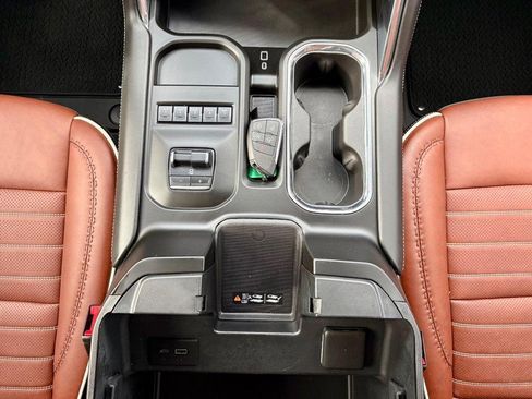 Used 2025 GMC Sierra 2500 Denali Ultimate w/ Max Trailering Package image 16