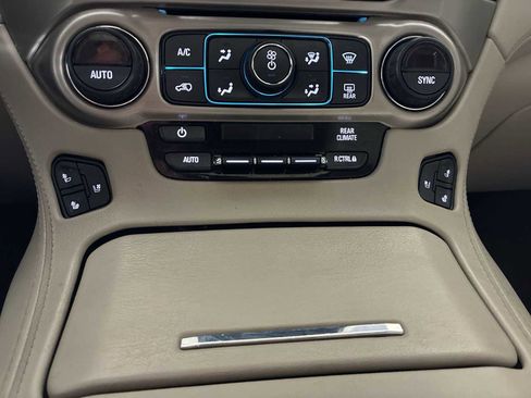 Used 2019 GMC Yukon Denali w/ Open Road Package image 17