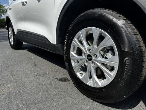 Certified 2025 Ford Escape Active w/ Cold Weather Package AWD/4WD image 11