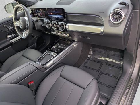 New 2026 Mercedes-Benz GLB 250 4MATIC image 26