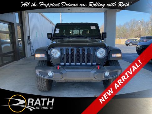 Used 2022 Jeep Gladiator Rubicon w/ Trailer Tow Package image 3