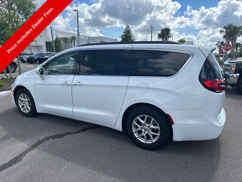 Used 2022 Chrysler Pacifica Touring-L FWD image 7