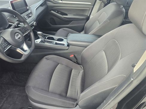Used 2023 Nissan Altima 2.5 SV image 19
