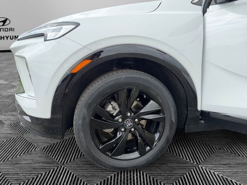 Used 2024 Buick Encore GX Sport Touring FWD image 15