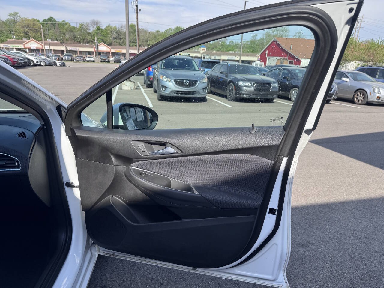 Used 2018 Chevrolet Cruze LS FWD image 18