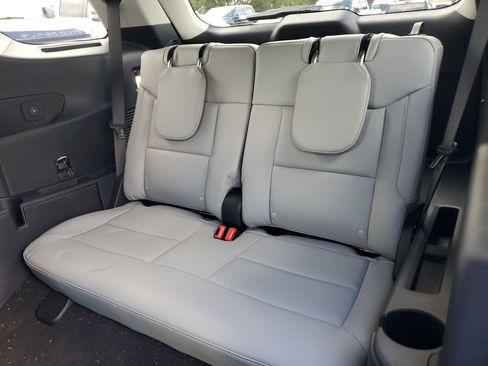 New 2026 Ford Explorer Active w/ Active Comfort Package image 12