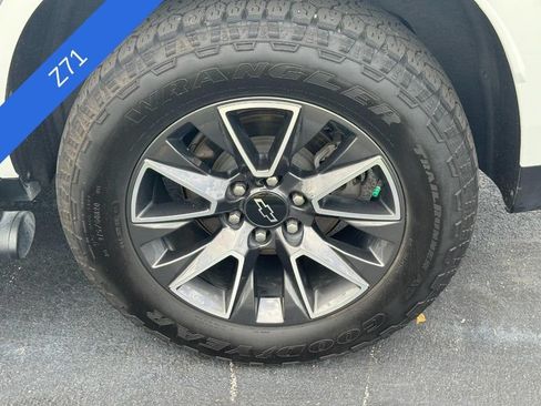 Used 2021 Chevrolet Tahoe Z71 w/ Z71 Signature Package AWD/4WD image 10