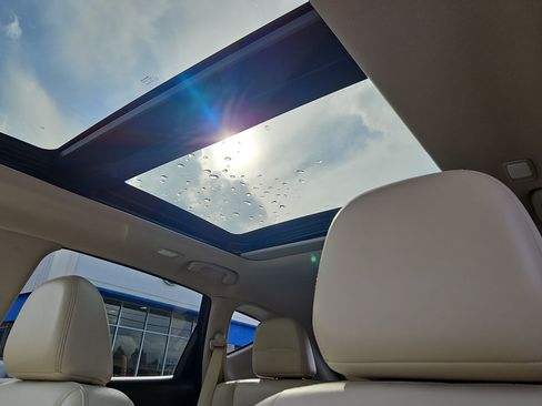 Used 2018 Nissan Murano Platinum image 22