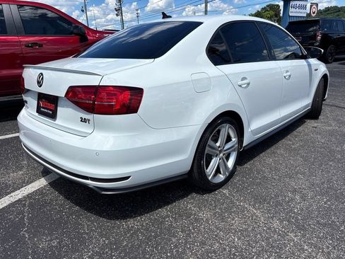 Used 2017 Volkswagen Jetta GLI FWD image 6
