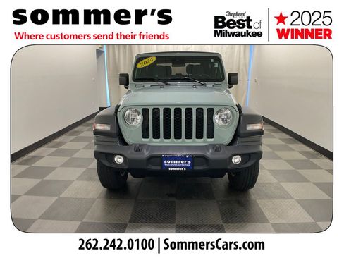 Used 2024 Jeep Wrangler Sport AWD/4WD image 8