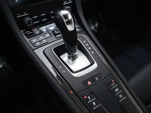 Used 2025 Porsche 718 Cayman GT4 image 21