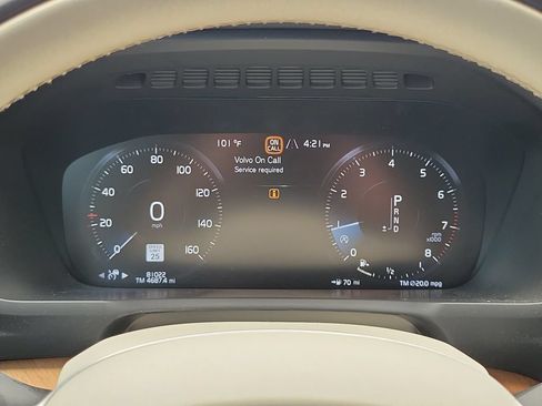 Used 2022 Volvo XC90 T6 Momentum w/ Advanced Package AWD/4WD image 23