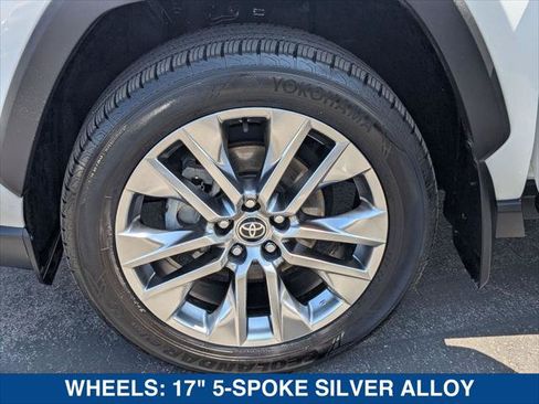 Used 2022 Toyota RAV4 XLE Premium w/ Carpet Mat Package (TMS) AWD/4WD image 9