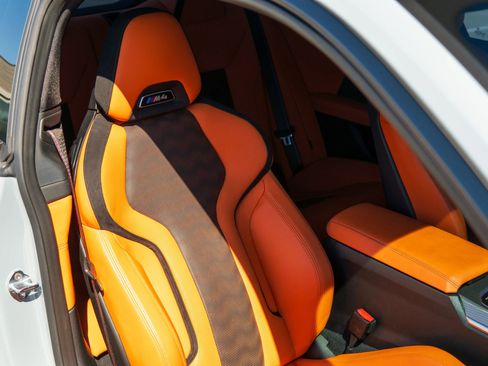 Used 2022 BMW M4 Coupe image 31