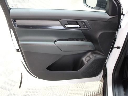 New 2026 GMC Terrain AT4 image 15