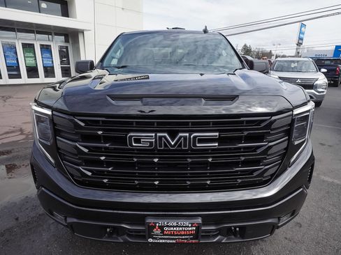 Used 2023 GMC Sierra 1500 Elevation image 2