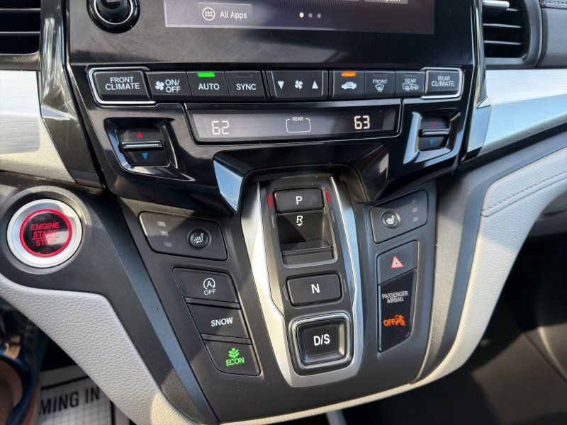 Used 2020 Honda Odyssey EX-L w/ RES & Navigation image 28