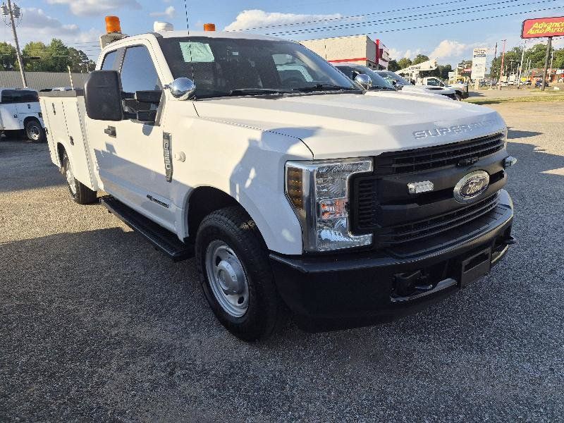 Used 2019 Ford F350 XL RWD image 2
