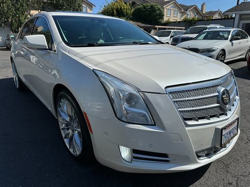 Used 2014 Cadillac XTS Platinum FWD image 3