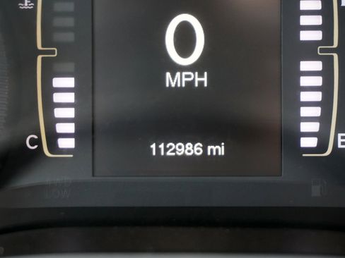 Used 2018 Jeep Cherokee Latitude Plus image 17
