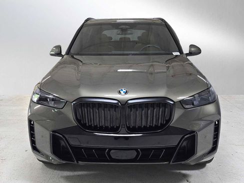 Used 2025 BMW X5 xDrive40i w/ M Sport Package AWD/4WD image 8