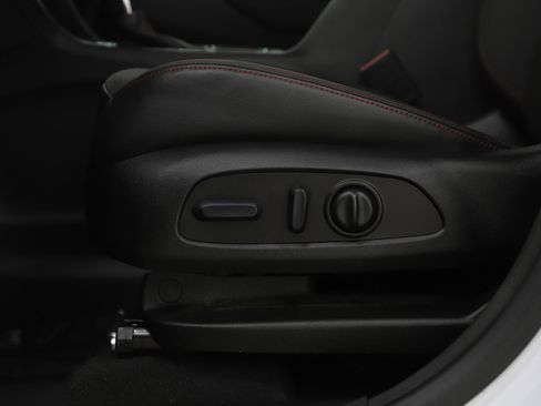 Used 2023 Chevrolet Equinox RS image 23