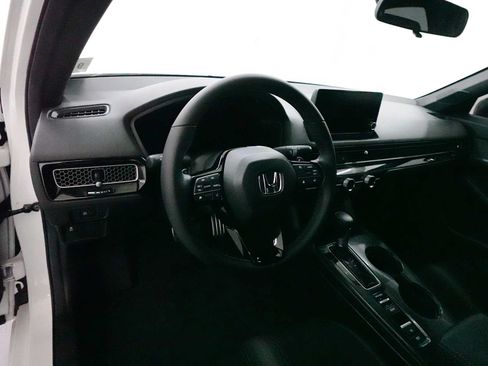 Used 2025 Honda Civic Sport image 15
