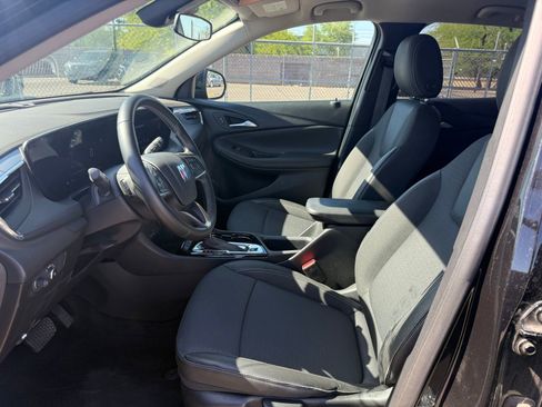 Used 2025 Buick Encore GX Preferred FWD image 13