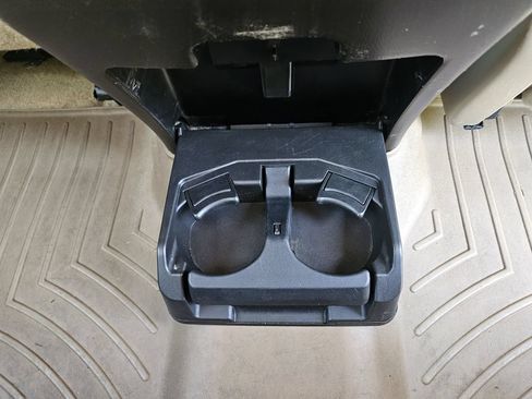 Used 2008 Toyota Sequoia SR5 AWD/4WD image 45