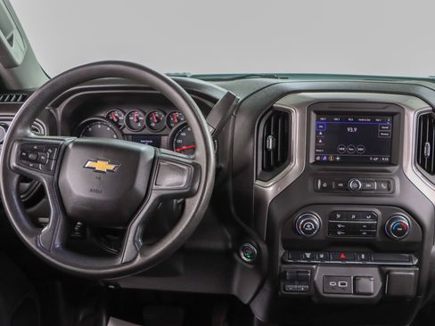 Used 2025 Chevrolet Silverado 3500 W/T w/ WT Convenience Package AWD/4WD image 16