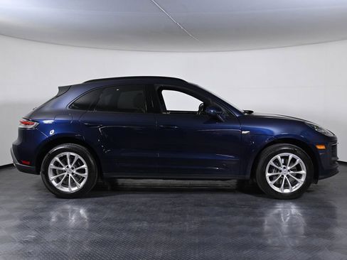 Used 2023 Porsche Macan AWD/4WD image 8