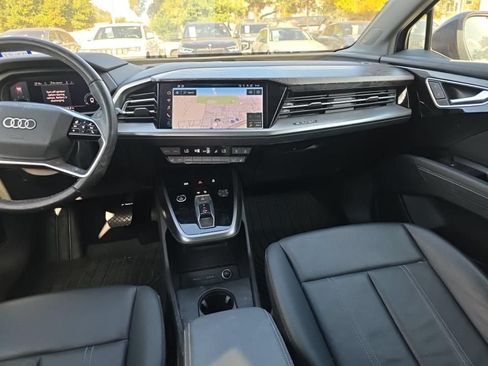 Used 2023 Audi Q4 e-tron Premium Plus w/ Premium Plus AWD/4WD image 4