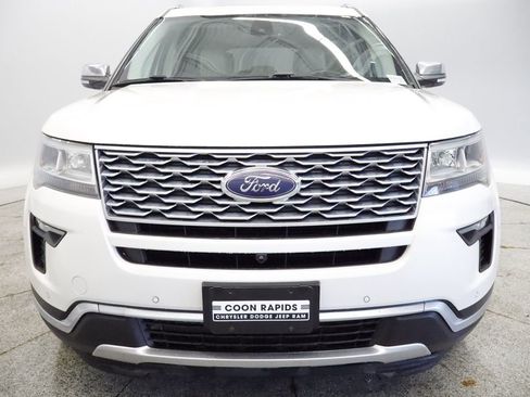 Used 2019 Ford Explorer Platinum AWD/4WD image 12