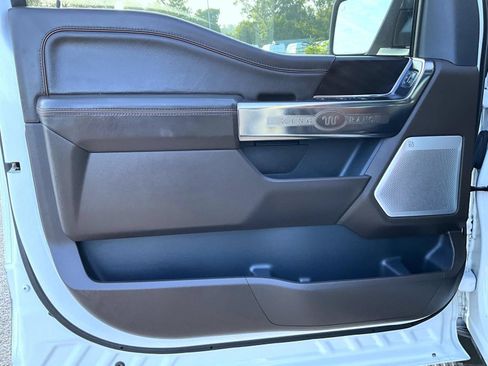 Used 2022 Ford F150 King Ranch w/ Equipment Group 601A High AWD/4WD image 11