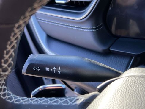 Used 2024 Jeep Grand Cherokee Altitude image 19