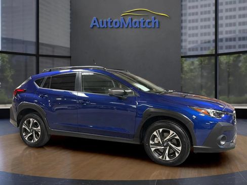 Used 2024 Subaru Crosstrek 2.0i Premium w/ Crosstrek Mirror Package AWD/4WD image 13