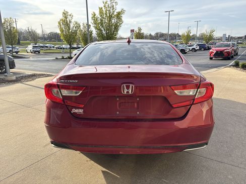 Used 2019 Honda Accord LX image 9