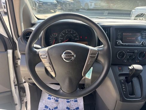 Used 2019 Nissan NV200 S image 20