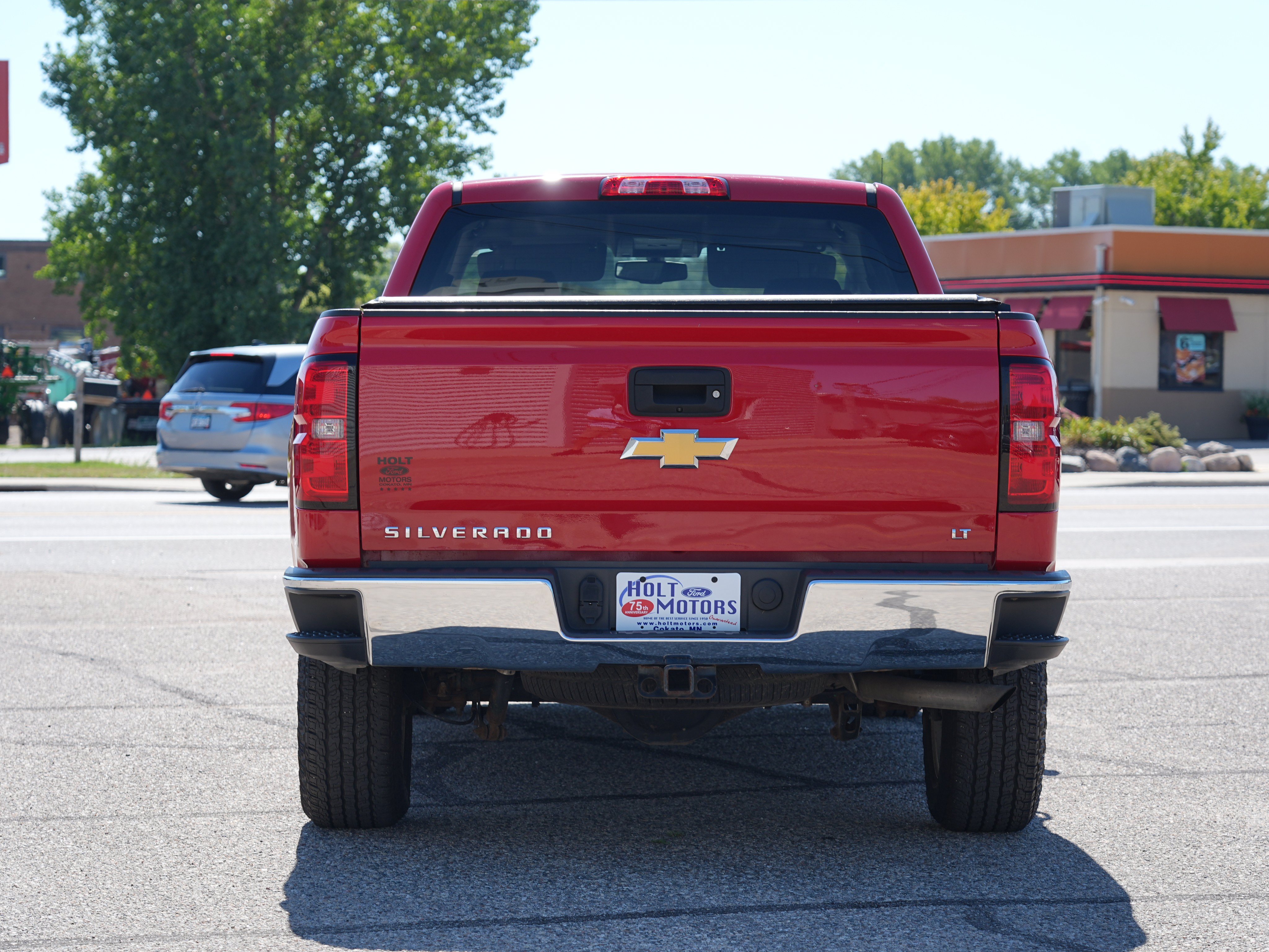 Used 2018 Chevrolet Silverado 1500 LT w/ All Star Edition AWD/4WD image 4