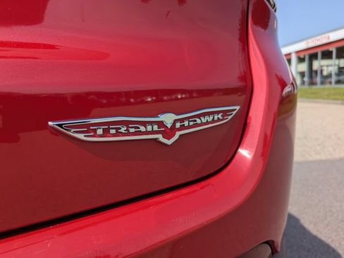 Used 2019 Jeep Compass Trailhawk w/ Leather Interior Group AWD/4WD image 12