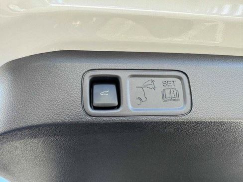 Used 2024 Ford Expedition Platinum RWD image 61
